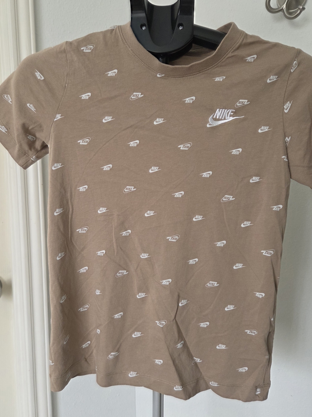 Nike Short Sleeve Tee with White Logo Print on Brown